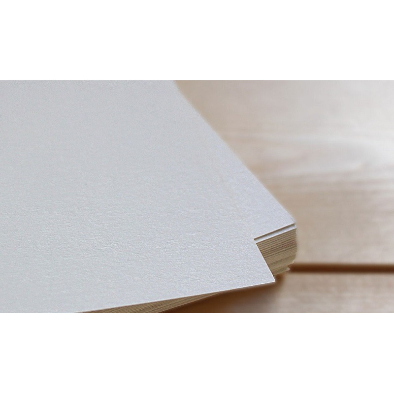 Giấy Ford 250gsm A4 có khả năng duy trì độ cứng và không bị cong mép khi in ấn nhiều lớp