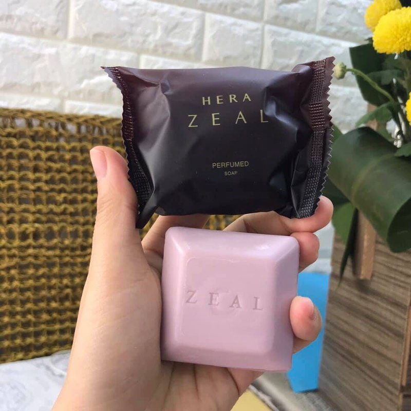 Bánh xà phòng Hera hương thơm nhẹ nhàng, thanh lịch nhưng vẫn đủ nổi bật