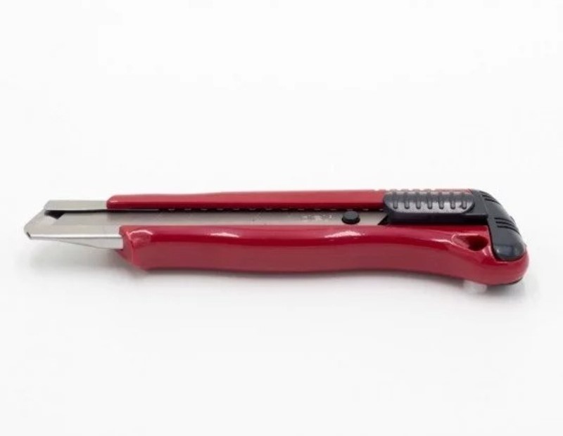 Ứng dụng của dao trổ Deli 2042
