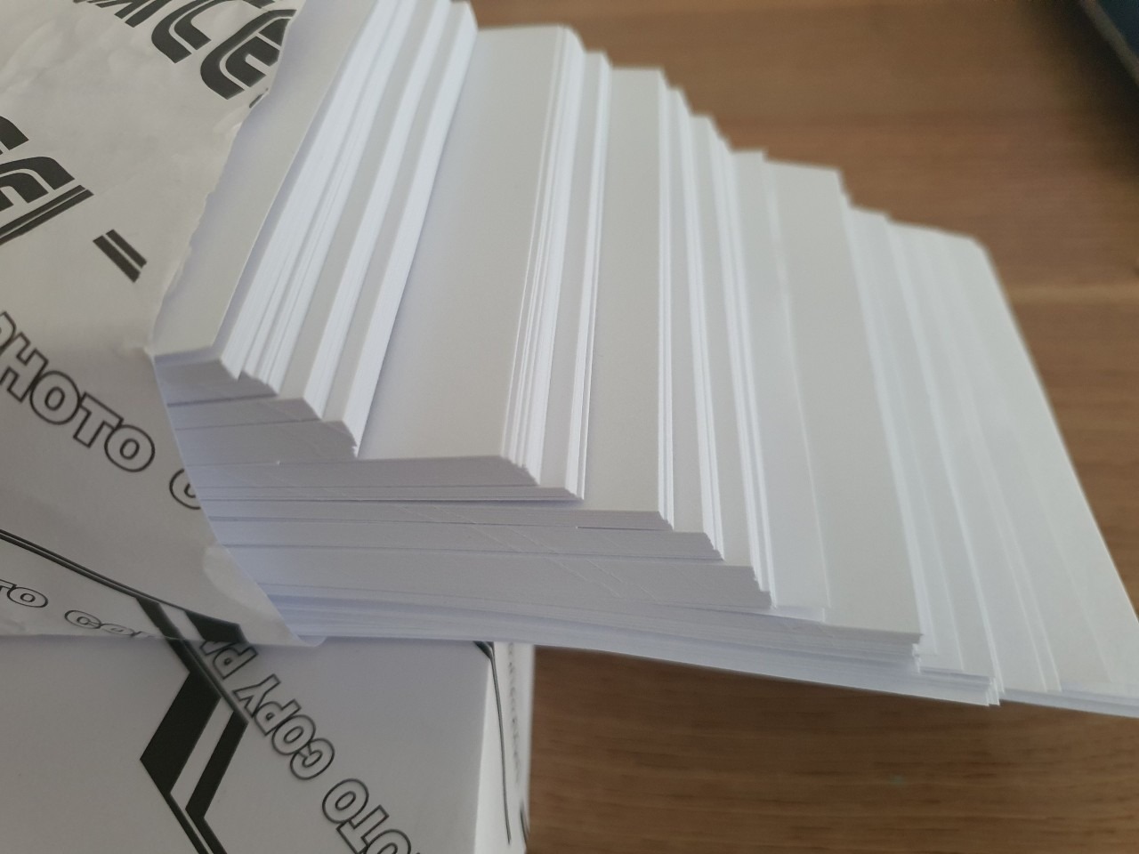 Cách tính trọng lượng 1 ram giấy A4 70gsm