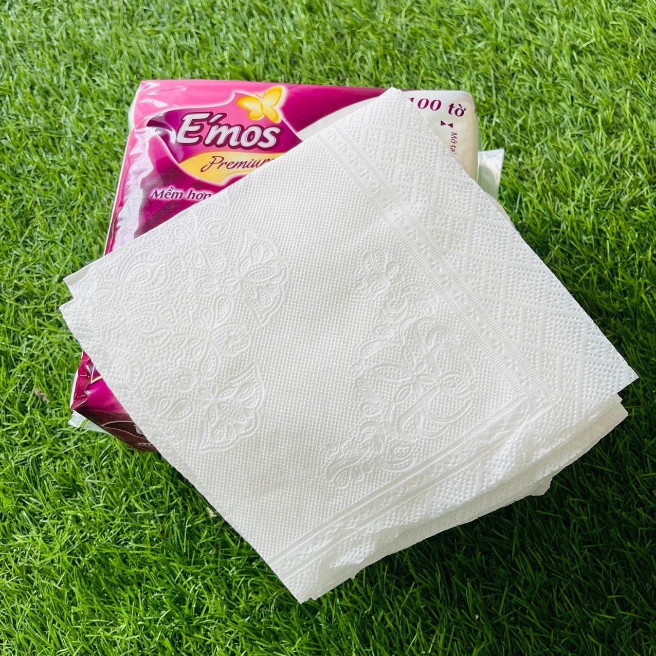 Khăn ăn cao cấp Emos 2 lớp